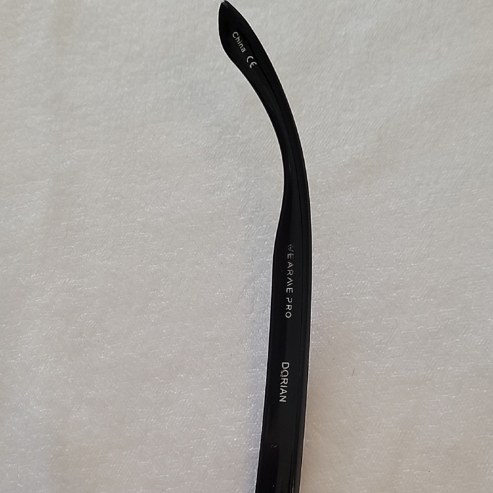 Black Sunglasses - Picture 4 of 11